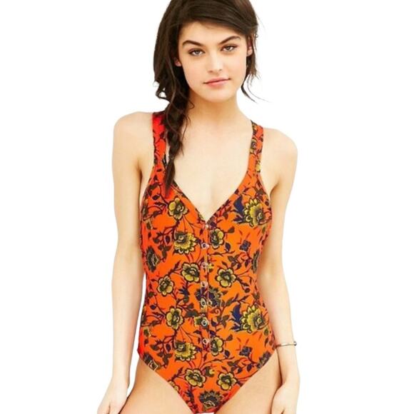 UO One-Piece Floral Swimsuit, Cross Bac Straps, Summer, Beach, Vacation, S - Picture 3 of 12